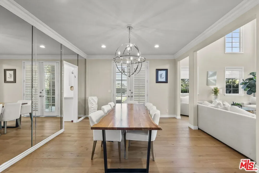 22241 Alizondo Dr, Los Angeles, California, United States. - Photo 16