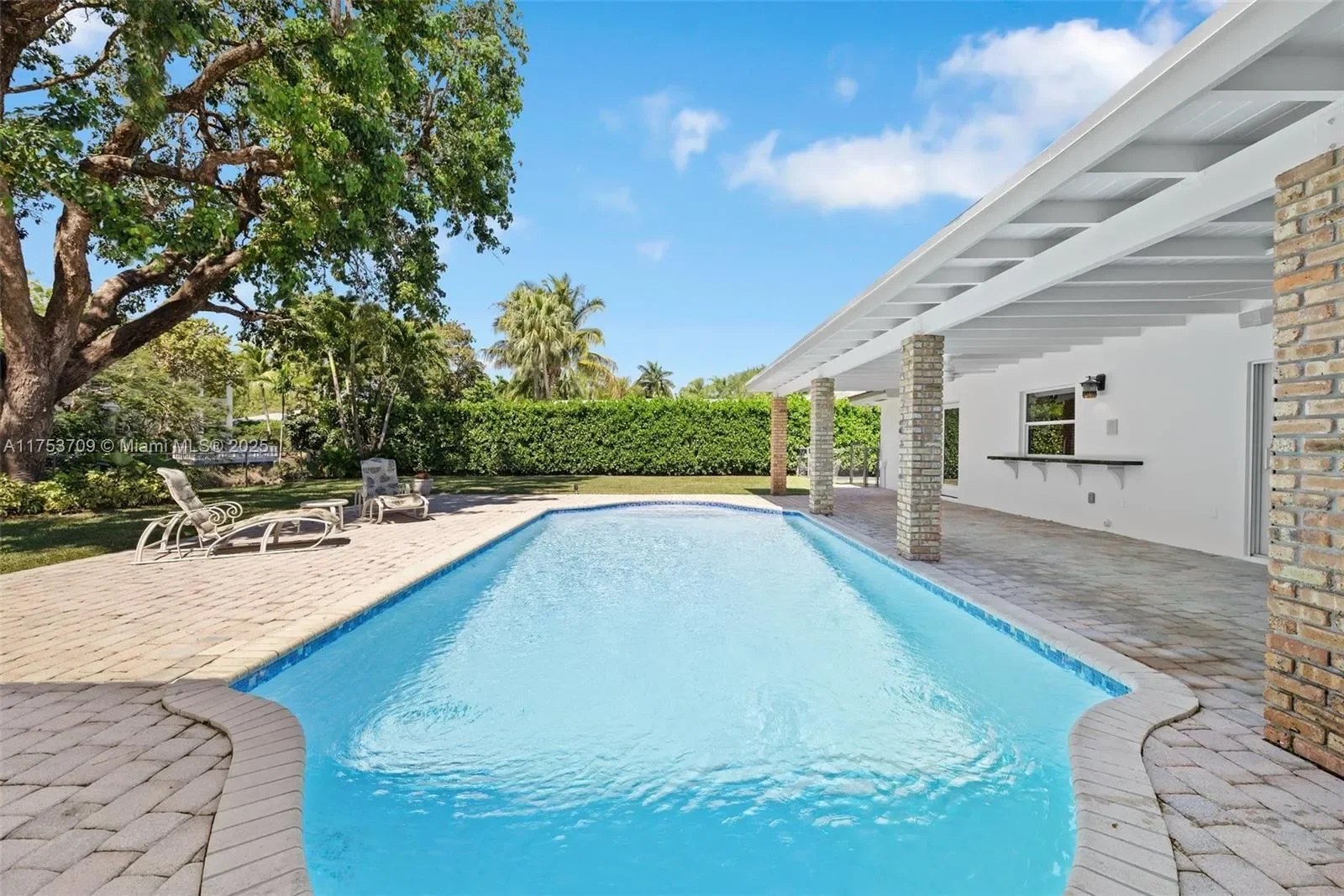 13060 SW 70th Ave, Coral Gables, Florida, United States. - Photo 36