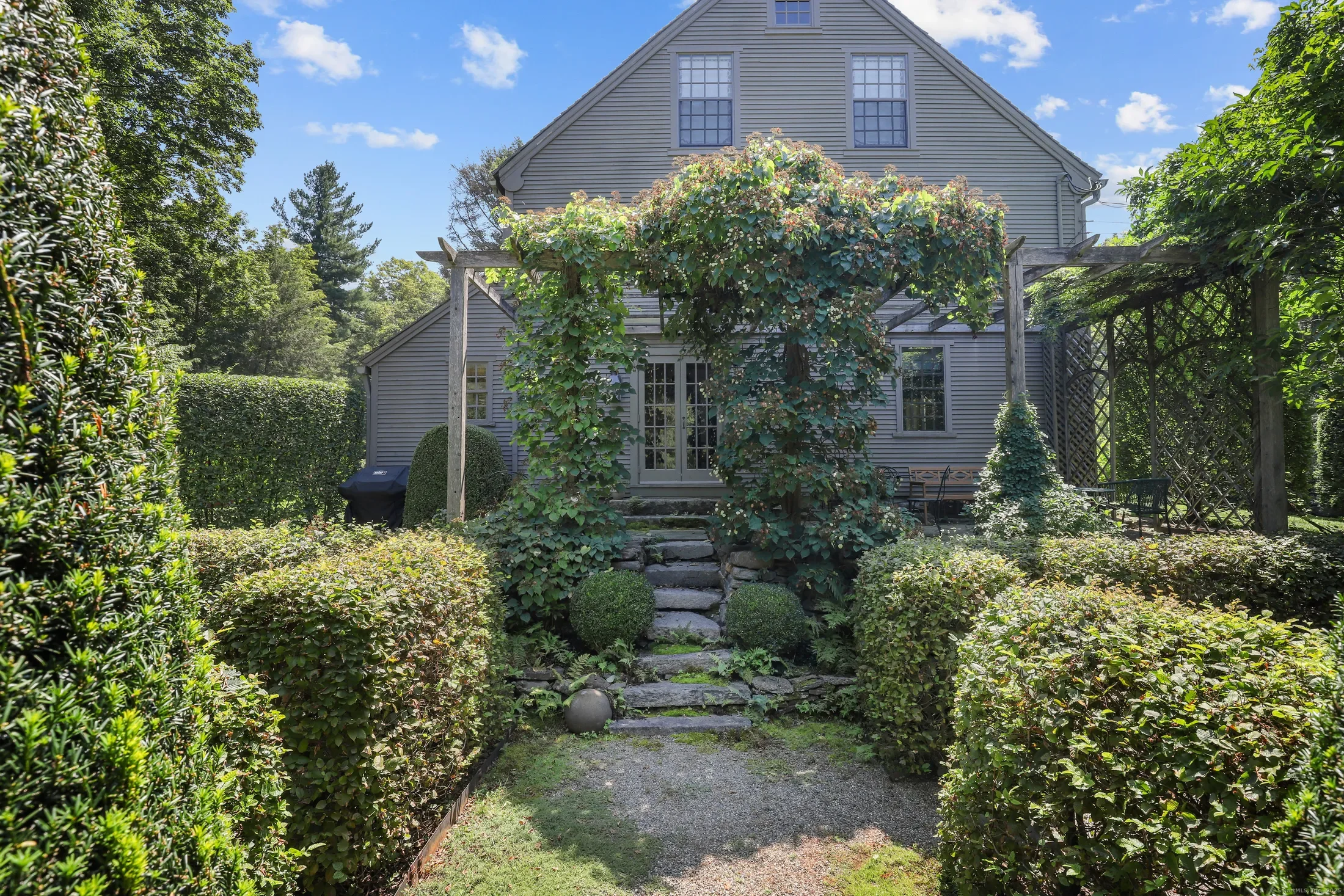 211 Walnut Tree Hill Road, Newtown, Connecticut, United States. - Photo 17