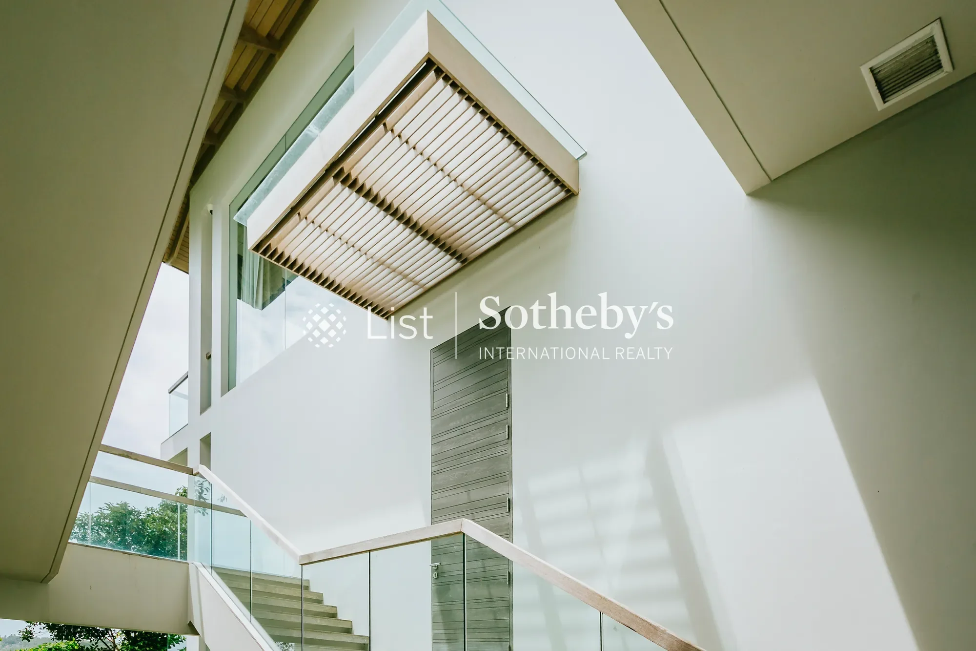 Gallery photo 2
