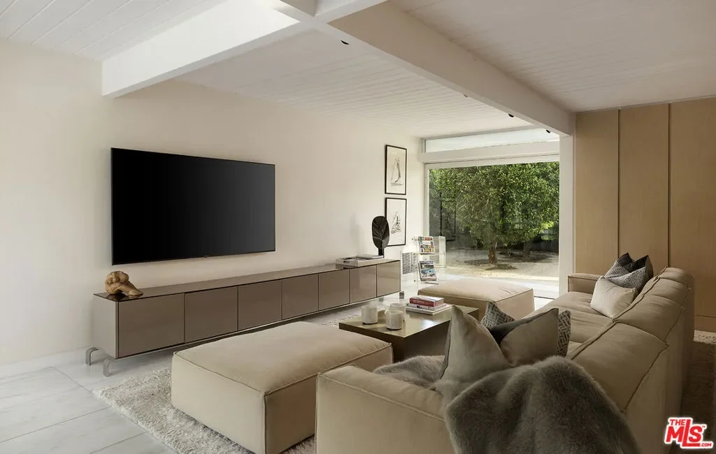 1323 S Driftwood Drive, Palm Springs, California, United States. - Photo 36