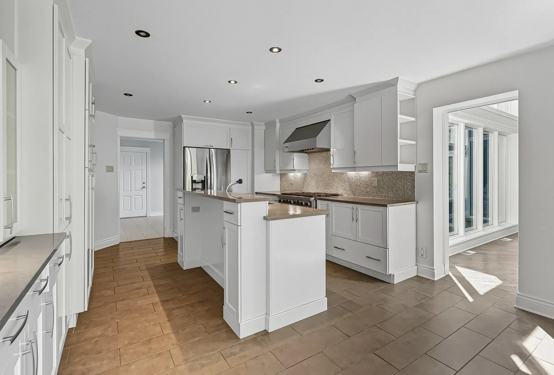 Gallery photo 12