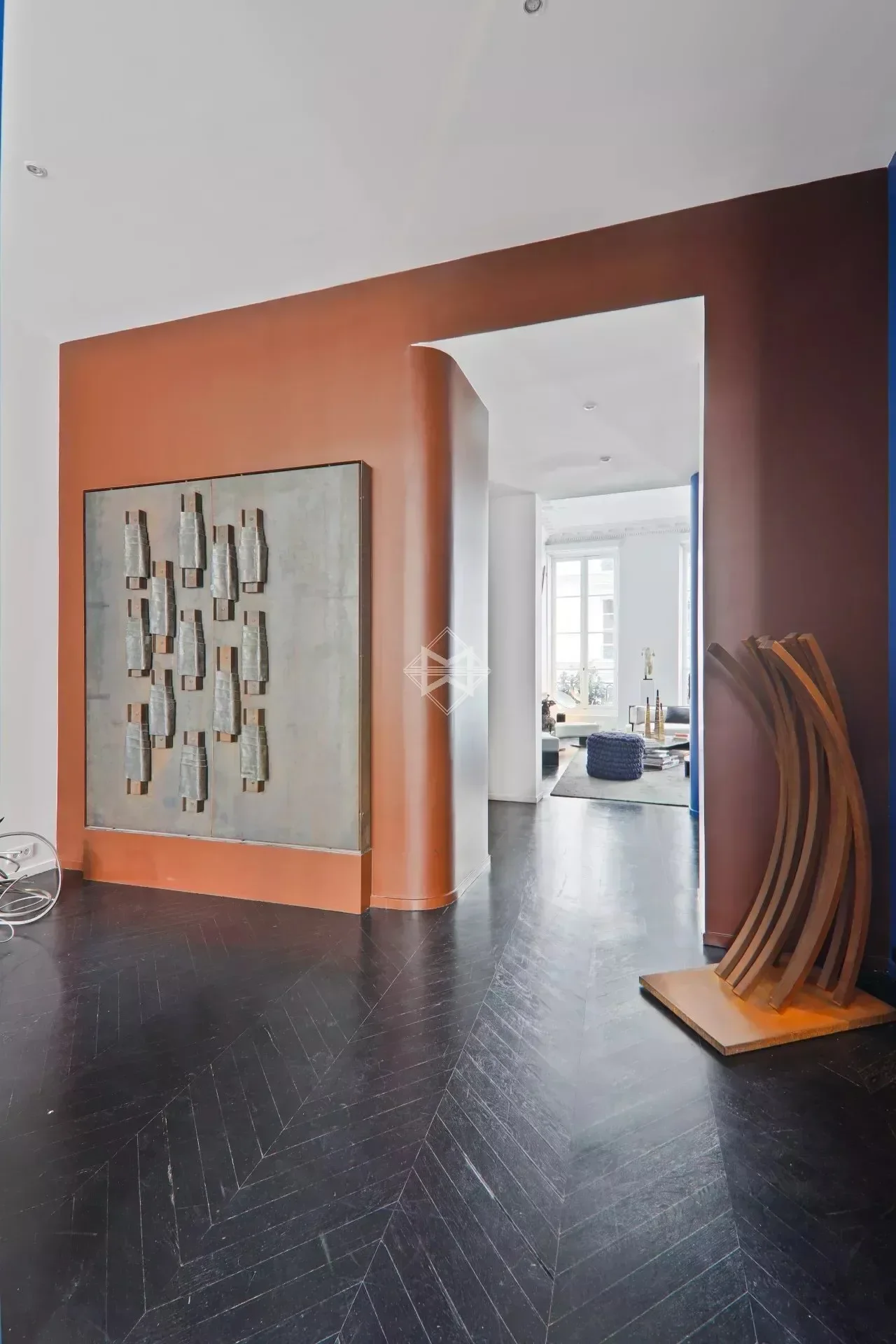 Unique reception apartment - in the heart of the 6th arrondissement