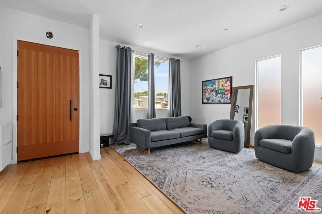 3170 Glenmanor Place, Los Angeles, California, United States. - Photo 44