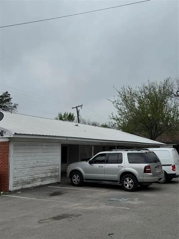 301 W Chestnut Street 1-3, Kaufman, Texas, United States. - Photo 23