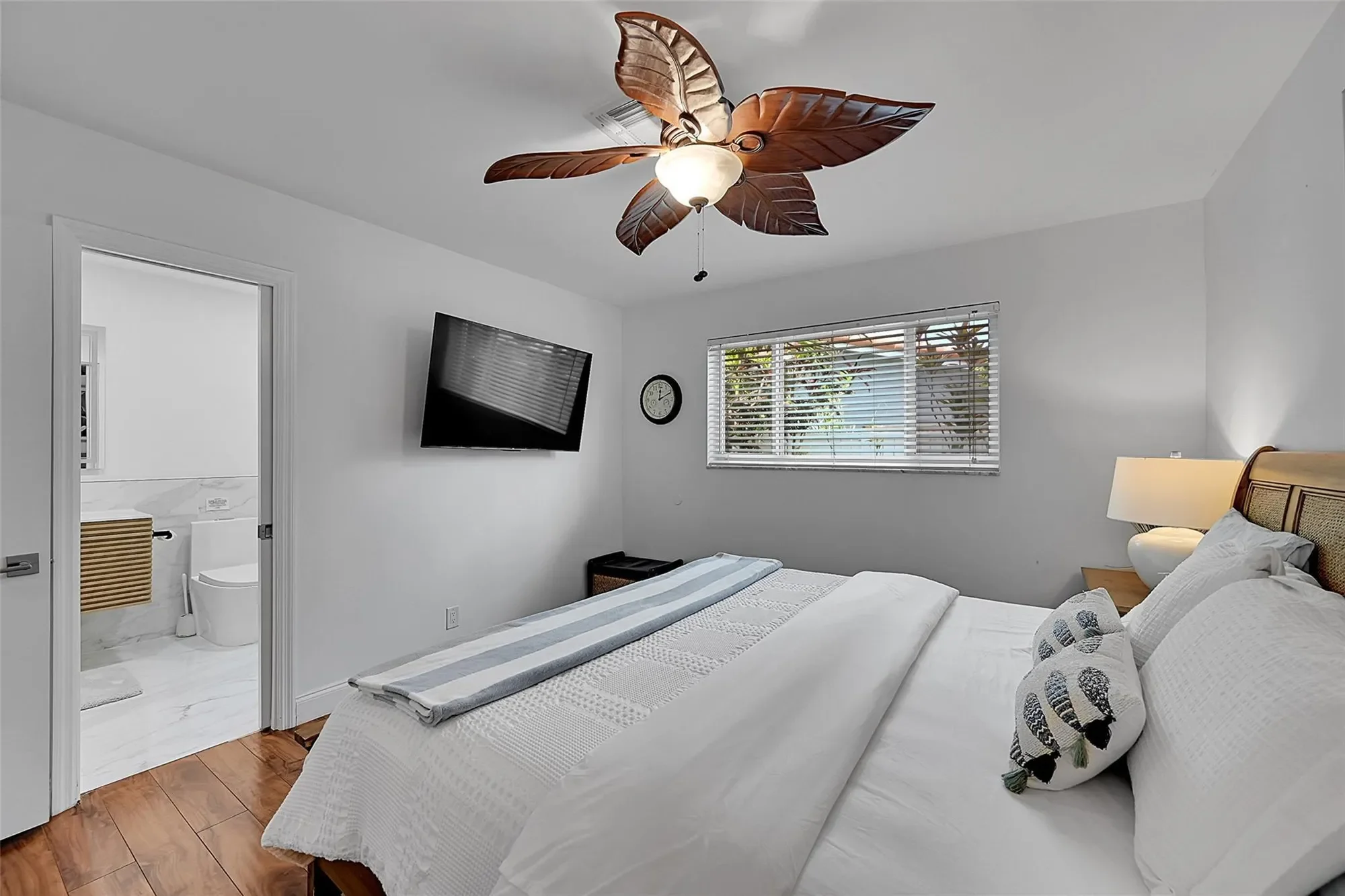 1080 SE 9th Ave, Pompano Beach, Florida, United States. - Photo 16
