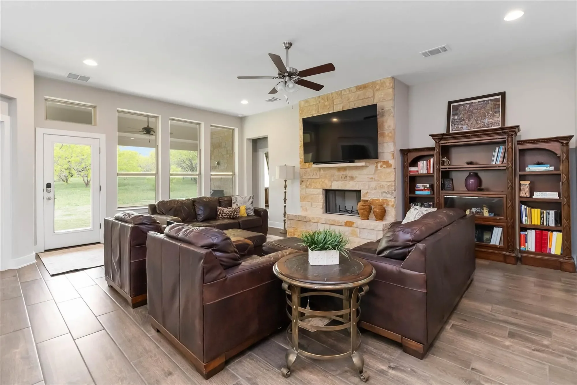 110 Buteo ST, Cedar Creek, Texas, United States. - Photo 3