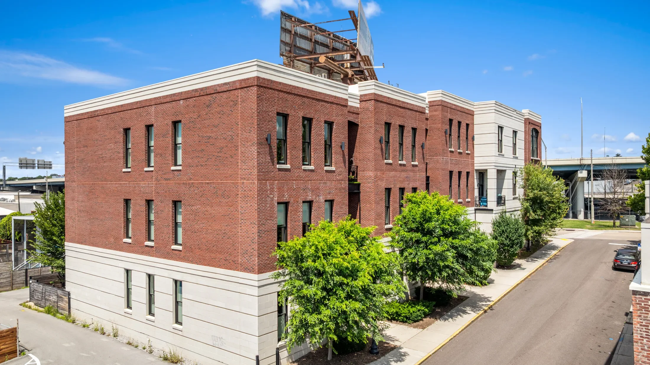 353 Ogden Street #303 , Knoxville, TN 37917, Knoxville, Tennessee, United States. - Photo 20