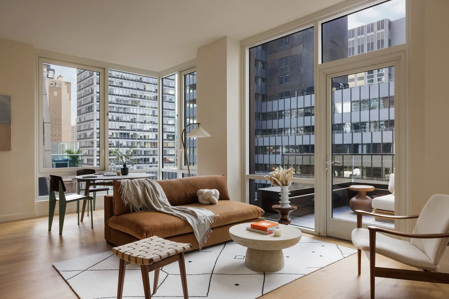 Monogram New York, 135 E 47TH ST, New York, New York, United States. - Photo 11