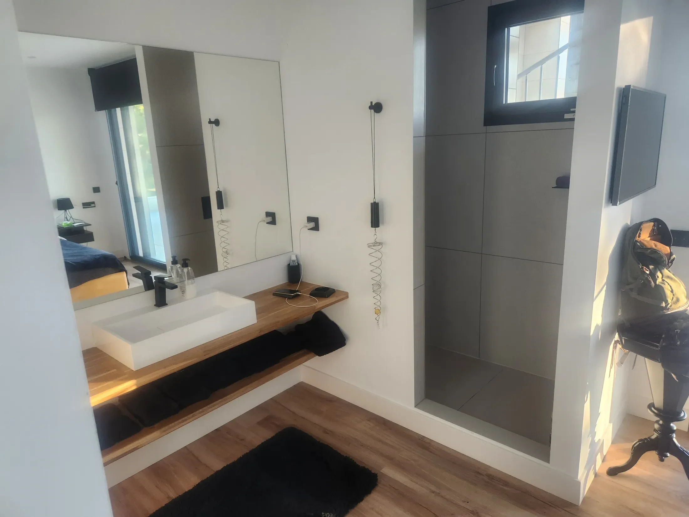 Gallery photo 4