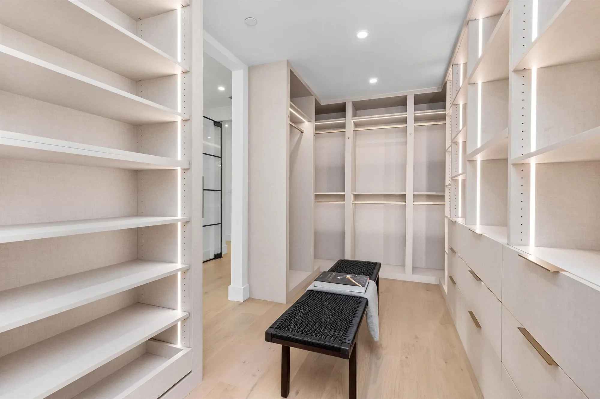 2494 S Ocean Boulevard, Boca Raton, Florida, United States. - Photo 30