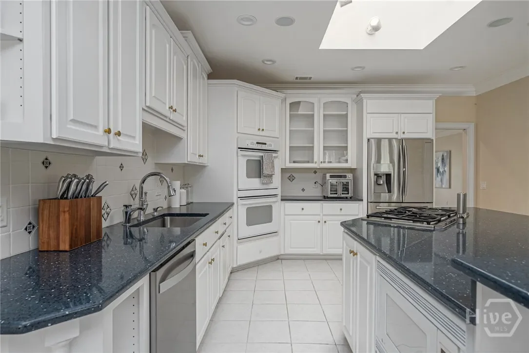 5 Sparkleberry Lane, Savannah, Georgia, United States. - Photo 10