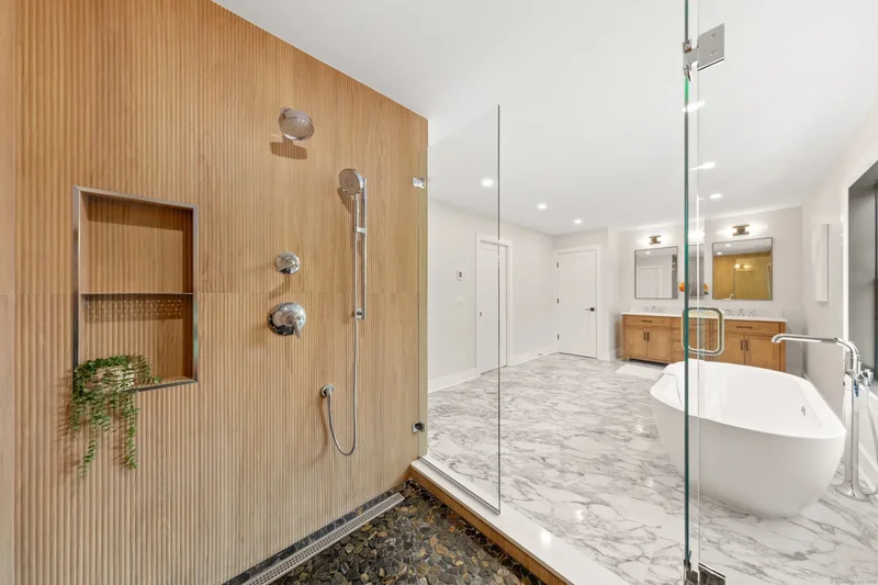 31 Gray Farms Rd, Stamford, Connecticut, United States. - Photo 25
