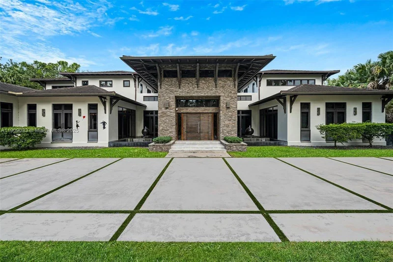 8961 SW 62nd Ct, Coral Gables, Florida, United States. - Photo 14