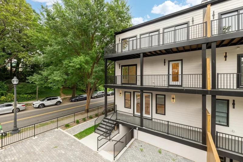 1600 37th Street NW, Washington, DC 20007, Washington, District of Columbia, United States. - Photo 70