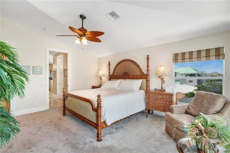 5640 Williams DR, Fort Myers Beach, Florida, United States. - Photo 32