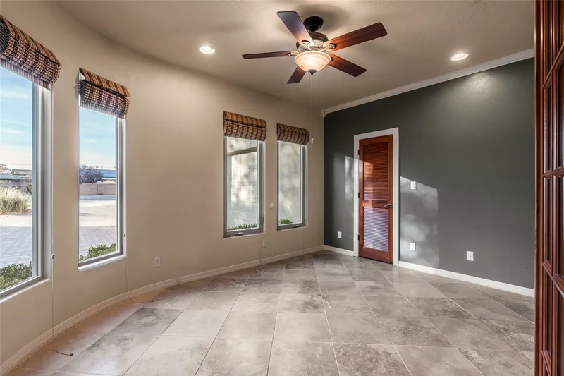 508 Laguna Seca Lane Nw, Albuquerque, NM 87104, Albuquerque, New Mexico, United States. - Photo 13
