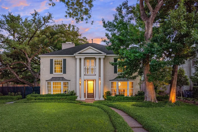 2105 Del Monte Drive - Houston, Texas