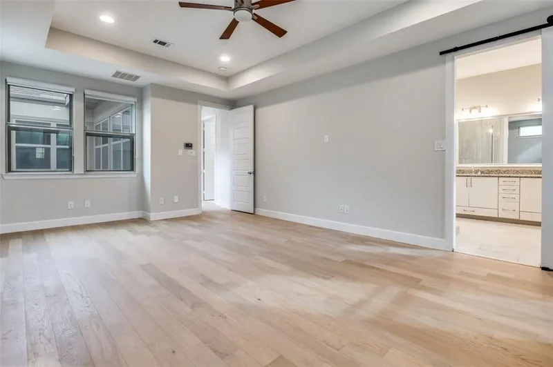 5435 Ashby Grove Street, Dallas, Texas, United States. - Photo 14