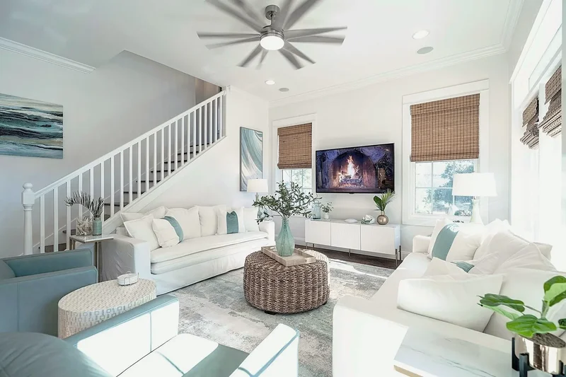 Single Family Residence in Inlet Beach