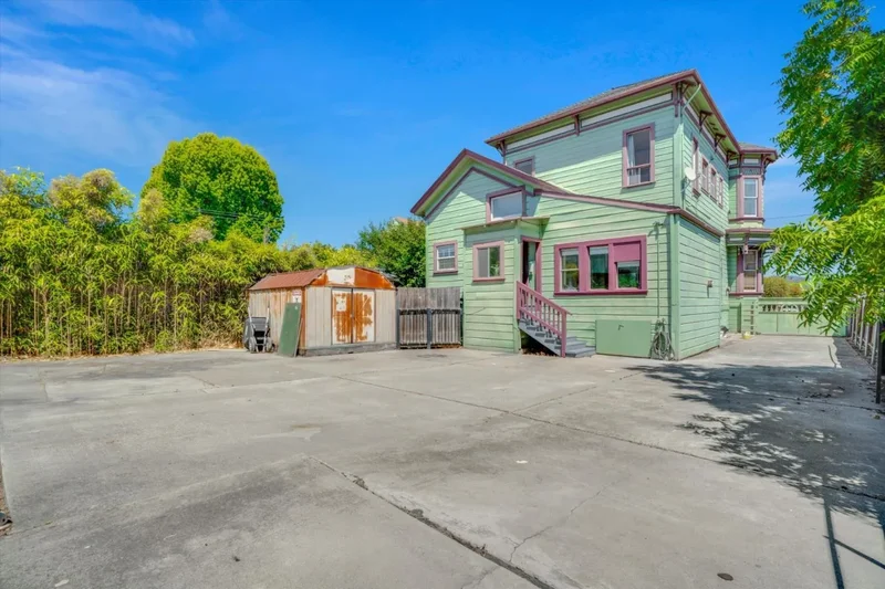2310 Pacific Avenue, Alameda, California, United States. - Photo 17