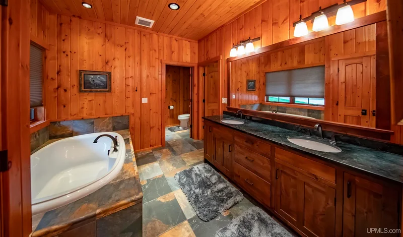 195 Homan Lake, Iron River, MI 49935, Iron River, Michigan, United States. - Photo 30