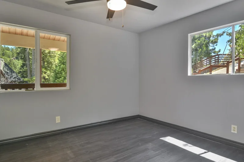 929 Trinity Drive, Lake Arrowhead, CA 92352, Lake Arrowhead, California, United States. - Photo 16