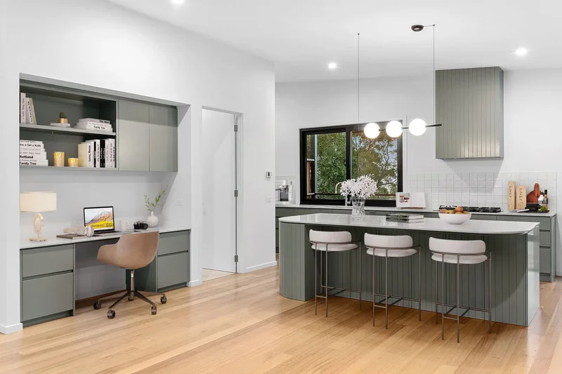 LUXURY COASTAL LIVING, AN ARCHITECTURAL MASTERPIECE