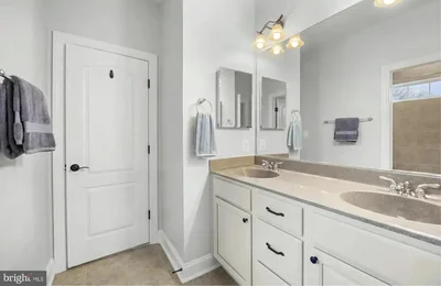 Thumbnail 41
