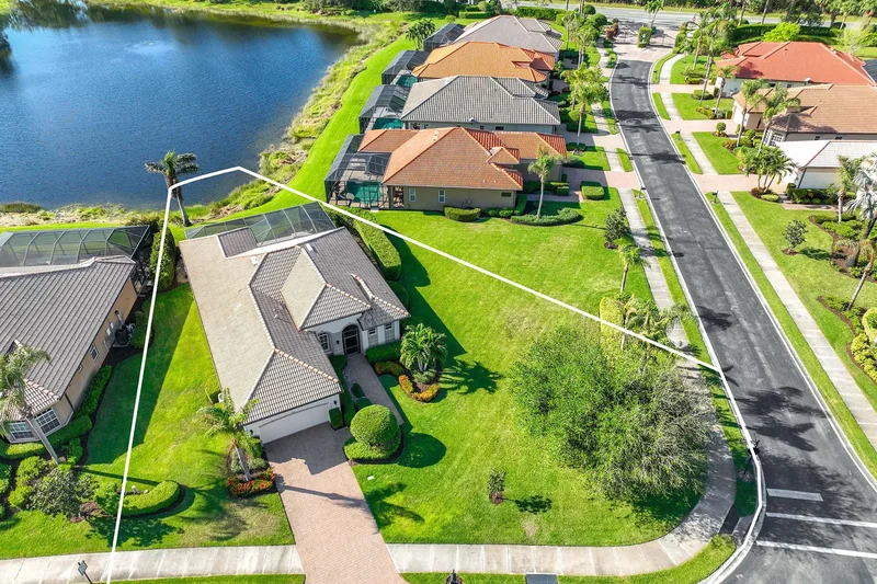 6145 Dogleg Drive, Naples, FL 34113, Naples, Florida, United States. - Photo 6