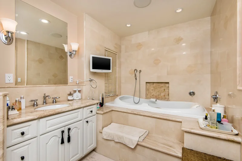1 Thyme Place , Rancho Palos Verdes, CA 90275, Rolling Hills, California, United States. - Photo 20