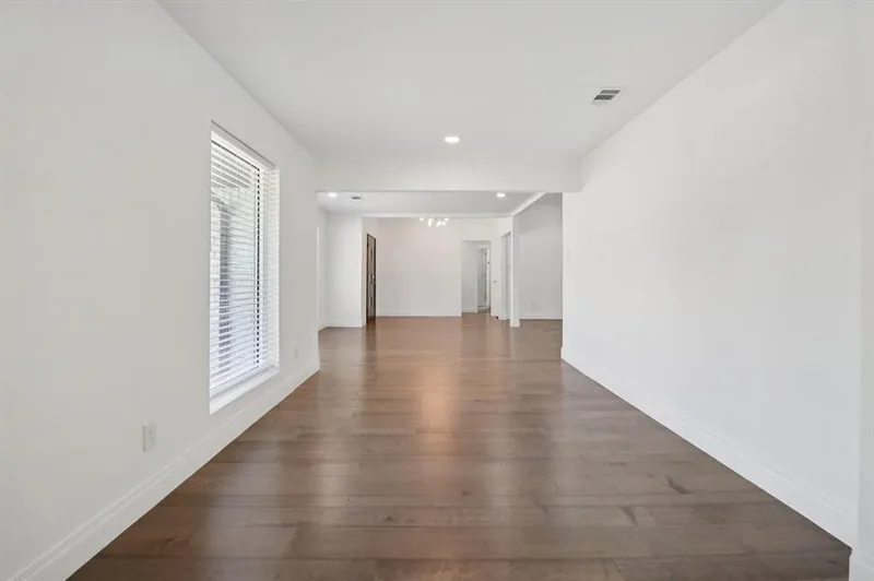 7326 La Cosa Drive , Dallas, TX 75248, Dallas, Texas, United States. - Photo 28
