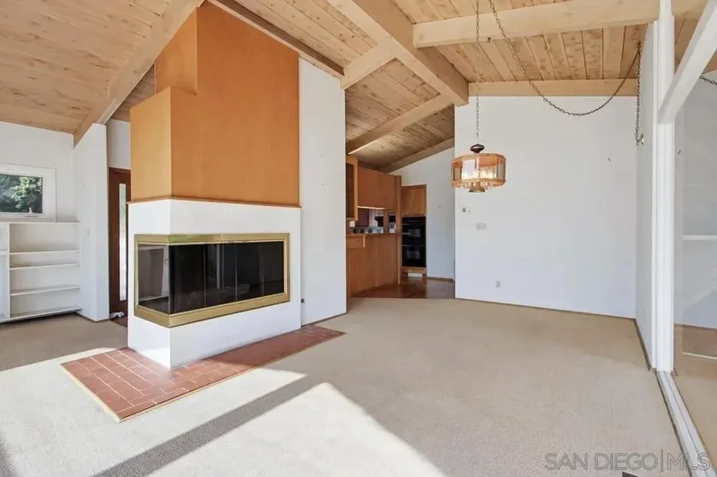 6121 La Pintura, San Diego, California, United States. - Photo 20
