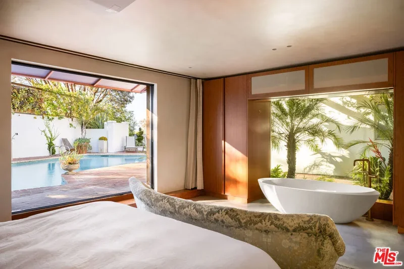 3307 Bonnie Hill Drive, Los Angeles, California, United States. - Photo 6