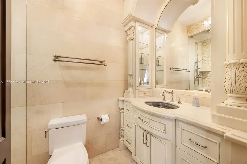 6016 Leonardo St, Coral Gables, Florida, United States. - Photo 28