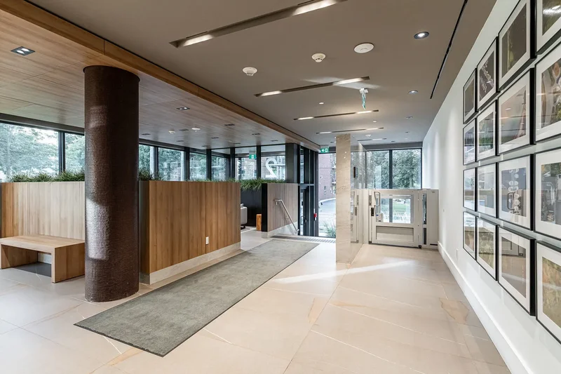 21 Park St E  707, Mississauga, ON L5G 0C2, Mississauga, Ontario, Canada. - Photo 2