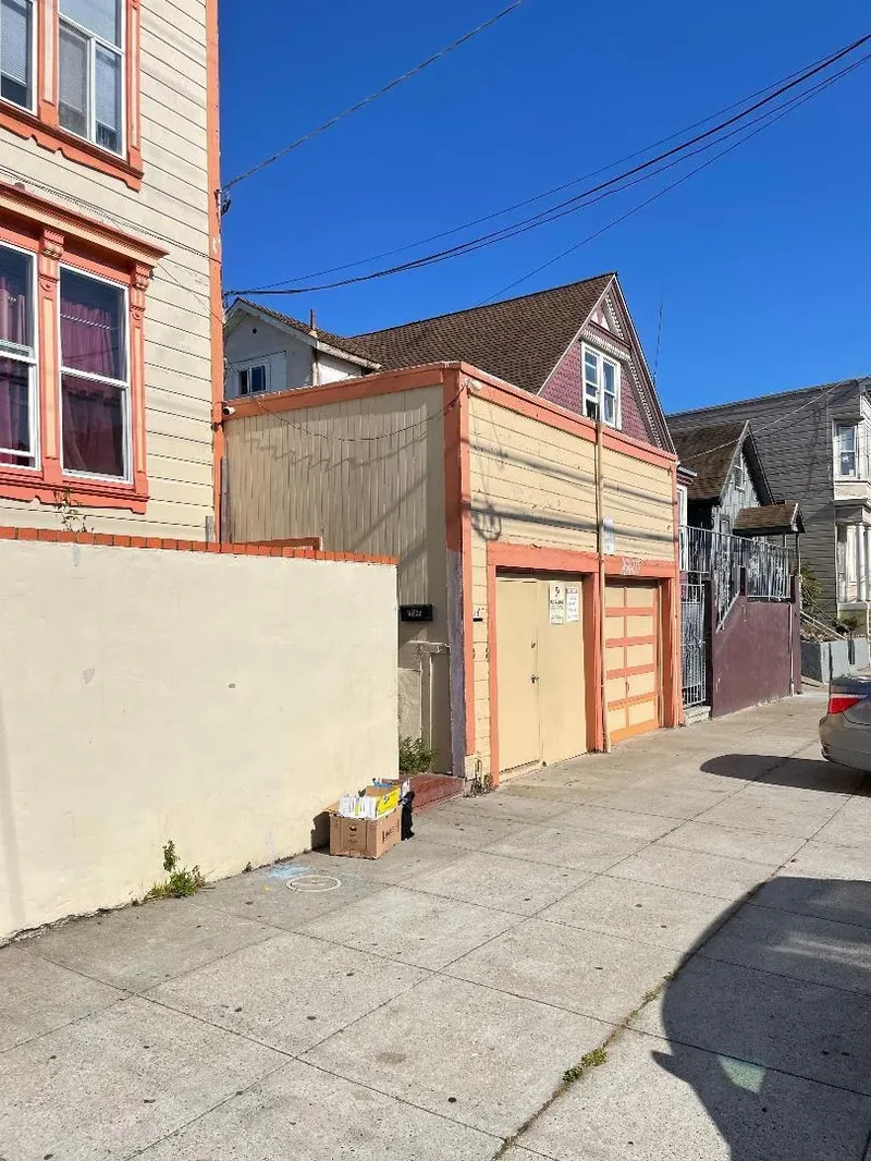 1339-1341 York Street, San Francisco, California, United States. - Photo 4