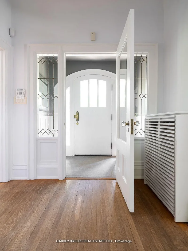 38 Dunvegan Road, Toronto, ON, M4V 2P6, CANADA, Toronto, Ontario, Canada. - Photo 18