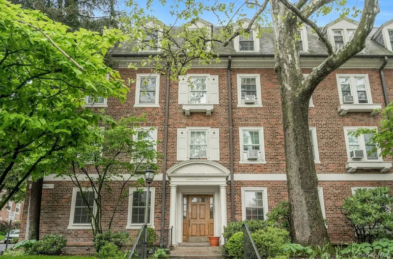 3 Alden Place #1A, Bronxville, New York, United States. - Photo 27