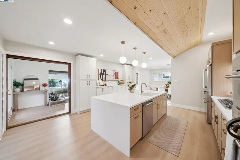 201 Amherst Ave, Berkeley, California, United States. - Photo 18
