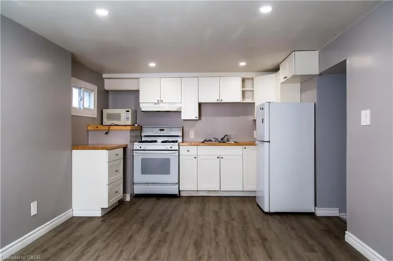 104 South Street E, Aylmer, ON N5H 1P8, Aylmer, Ontario, Canada. - Photo 13