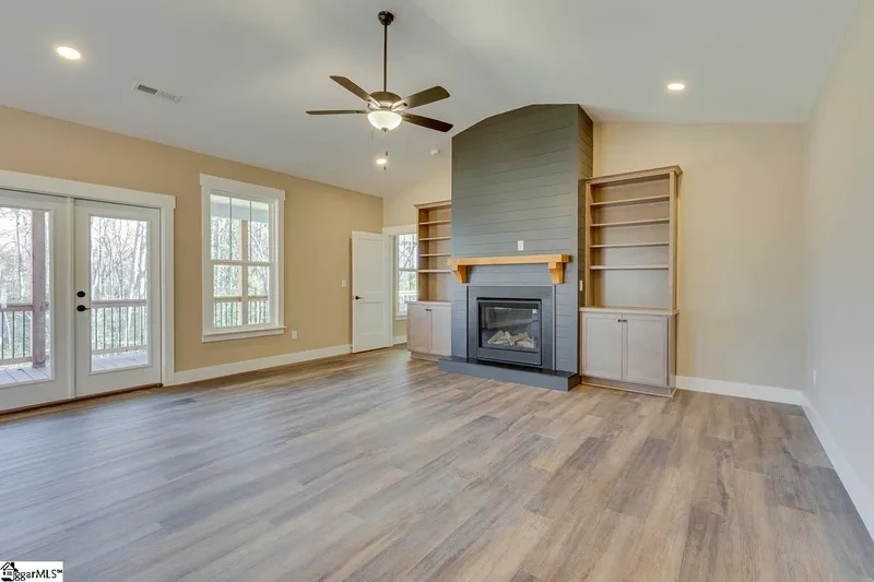 337 Jackson Grove Road, Travelers Rest, SC 29690, Travelers Rest, South Carolina, United States. - Photo 19