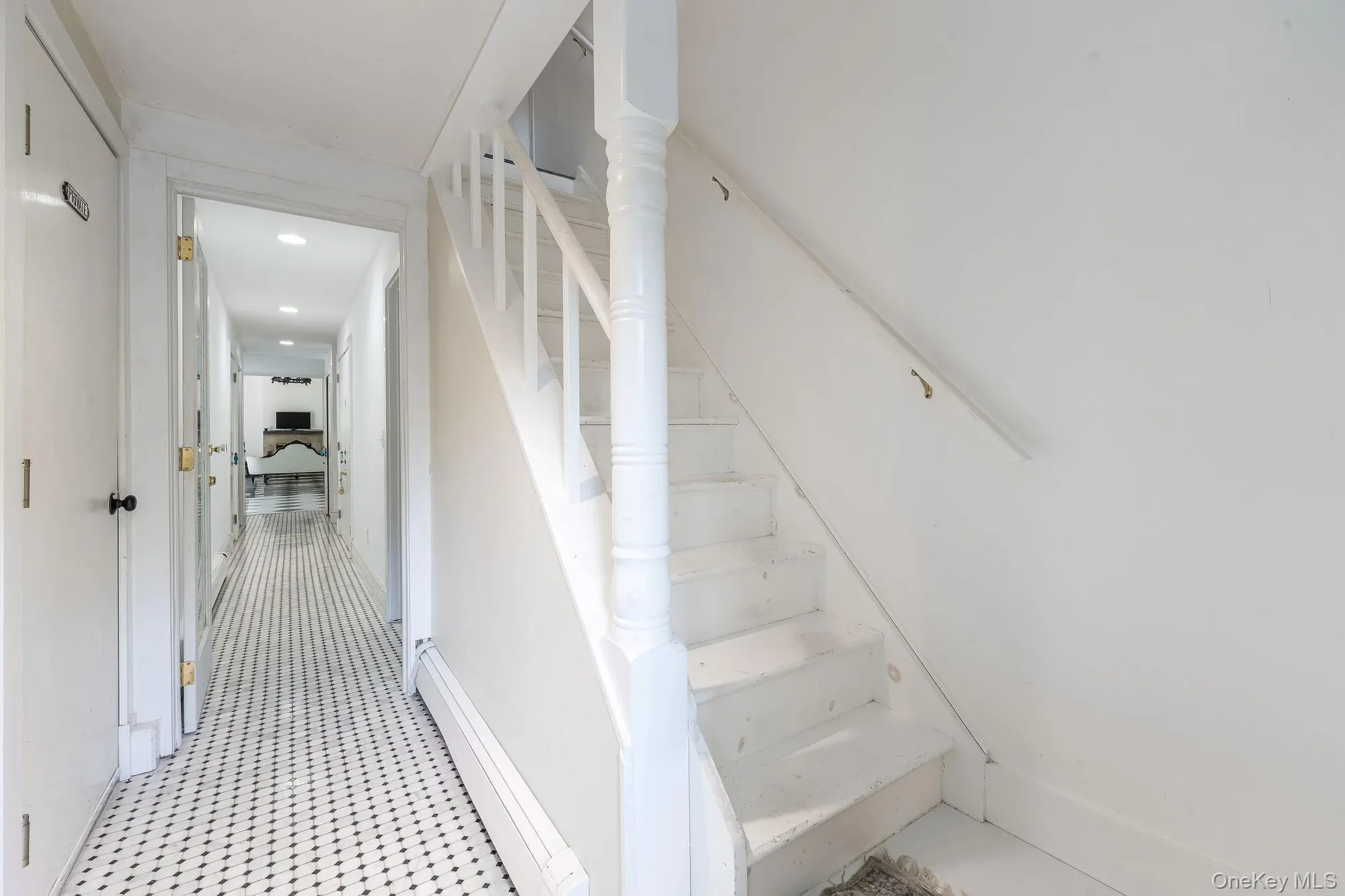 1 Gazon Road, Shelter Island, New York, United States. - Photo 21