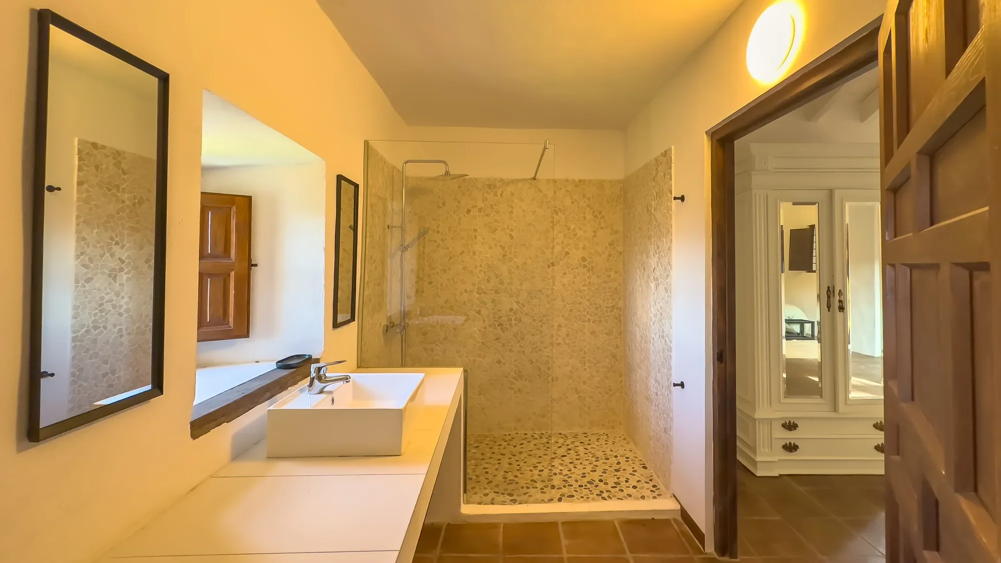 Gallery photo 11