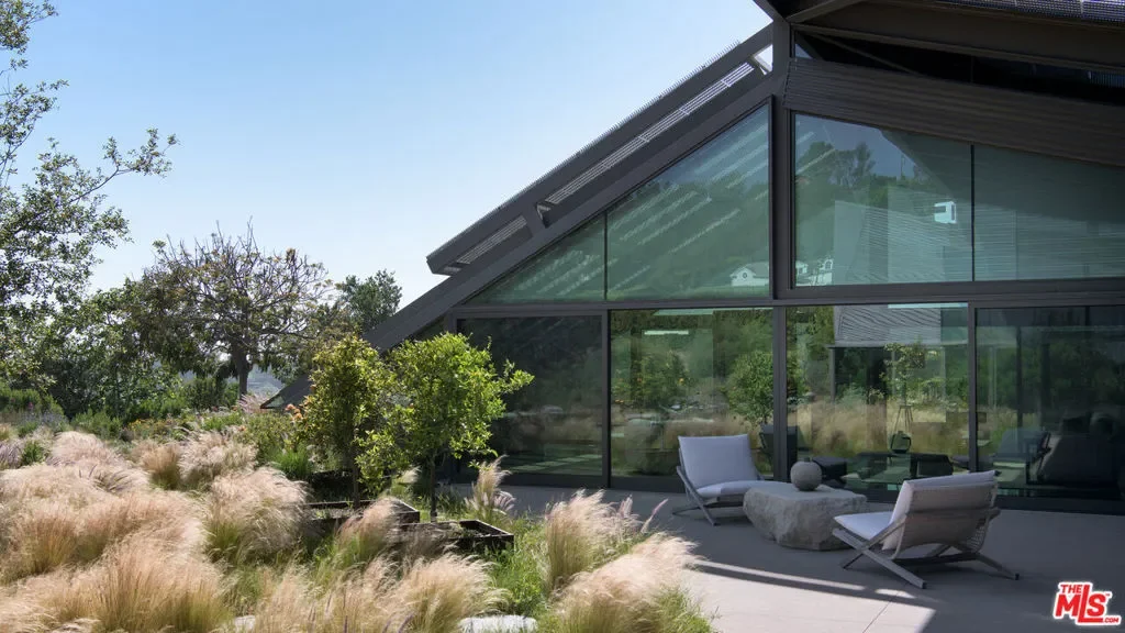 5900 Bonsall Drive, Malibu, California, United States. - Photo 44