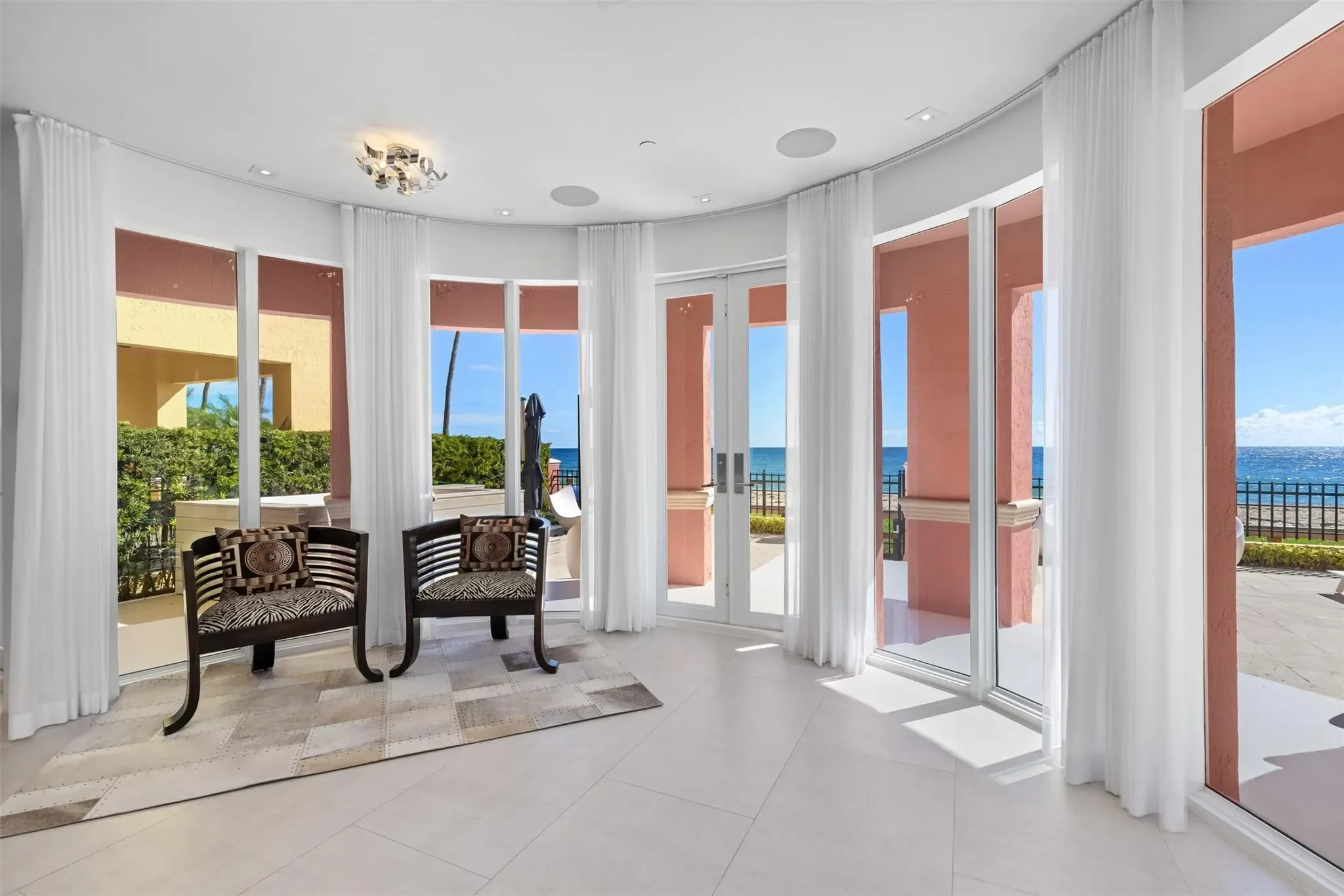 2140 N Ocean Blvd #V, Wilton Manors, Florida, United States. - Hero Image