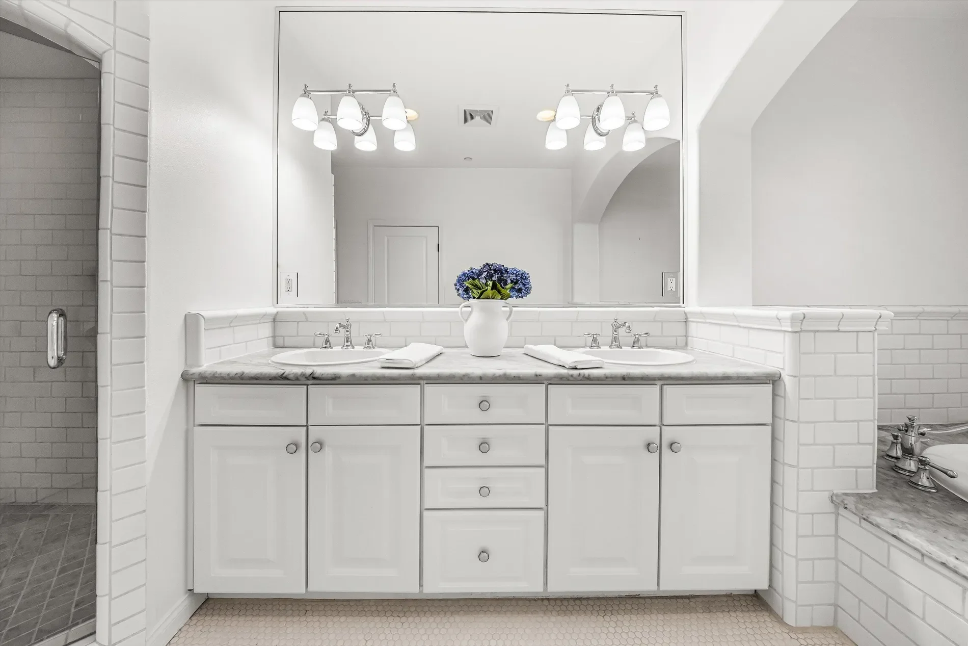 218 Santa Barbara Street D, Santa Barbara, California, United States. - Photo 20