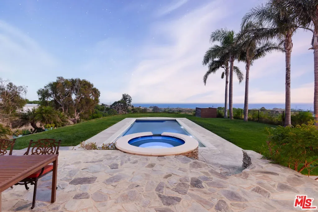 29660 Harvester Road, Malibu, California, United States. - Photo 35