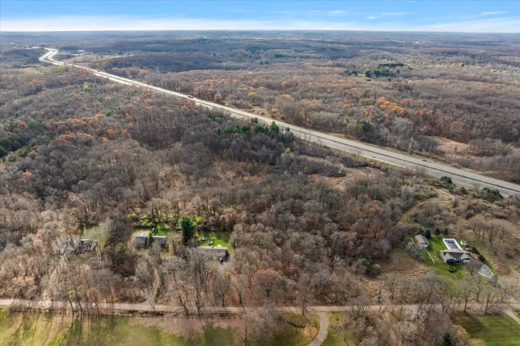 16134 Tindall Road, Groveland Twp, MI 48422, Holly, Michigan, United States. - Photo 11