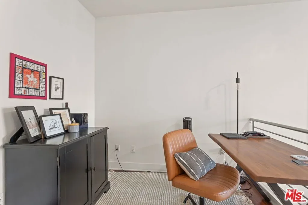 25 Delancy, Irvine, California, United States. - Photo 6